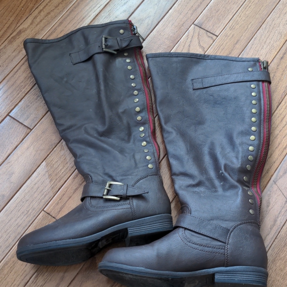 Wide leg tall boots